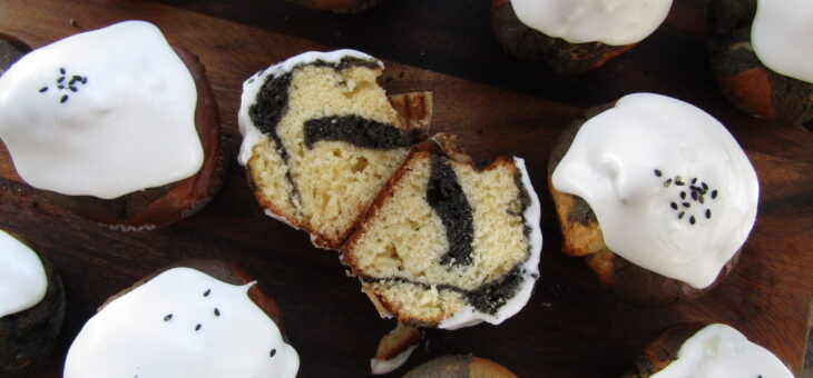 近日モモスイーツ　今日は粉雪かきとちゅう